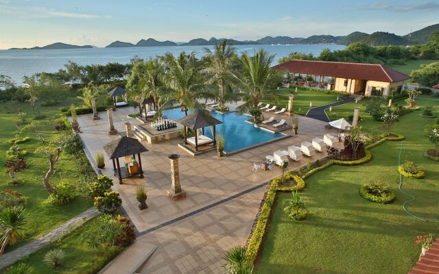 The Jayakarta Suite Komodo Flores