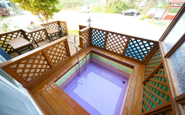 Gangneung Rose Pension