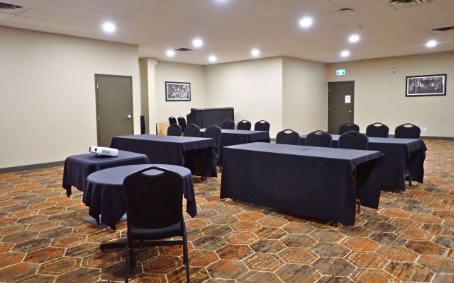 Days Inn by Wyndham Airdrie