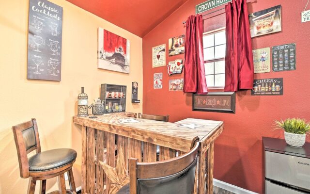 Spacious Conroe Home w/ Foosball & Pool Table!