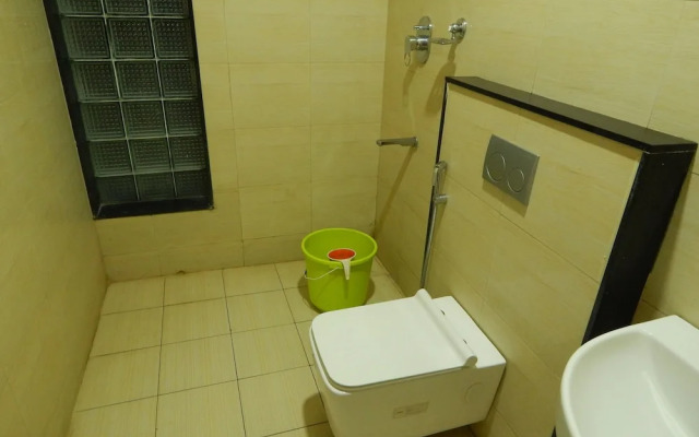 Hotel Aadhi