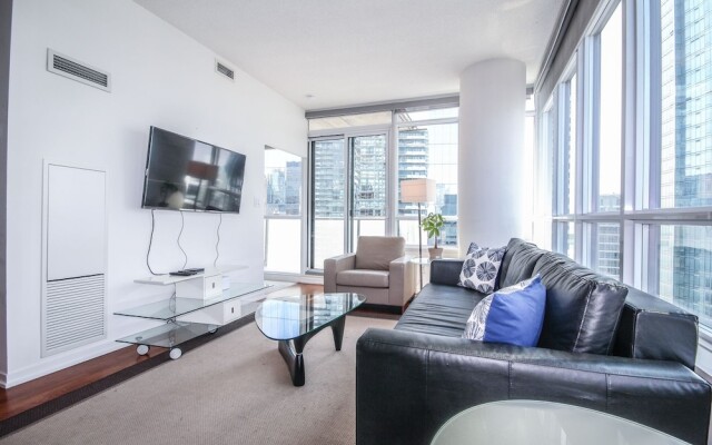 Sarkar Suites - Maple Leaf Square