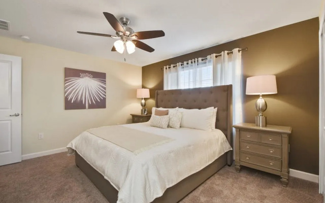 Charming Vacation Townhome with Pool CG1576