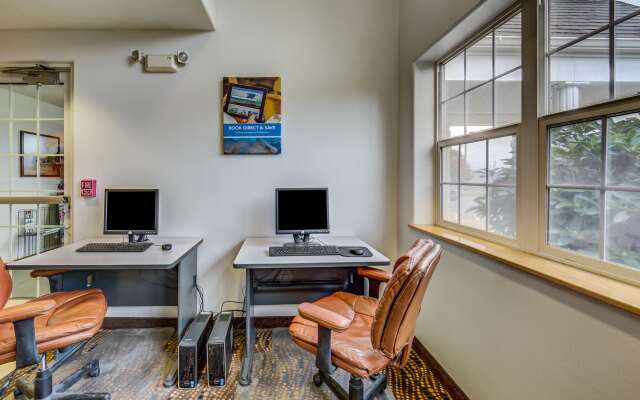 Motel 6 Sutherlin, OR