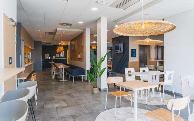 Kyriad ECO - Clermont Ferrand Estaing