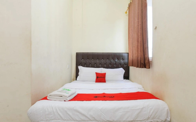 RedDoorz @ Cikitsu Batam