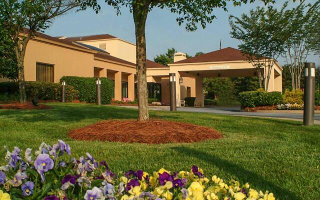 Courtyard by Marriott Greenville Haywood Mall