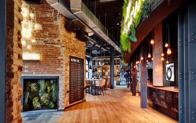 Me and All Hotel Hanover, by Hyatt