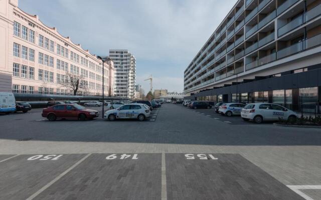 Central Point by Zoom Apartments