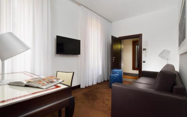 Milano Castello Luxury Apartment