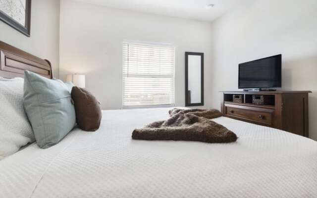 Villa Natalia - Lucaya Village