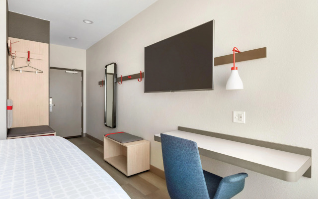 avid hotel Midland by IHG
