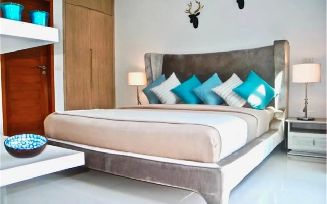 Skylight New 2 bedrooms Villa