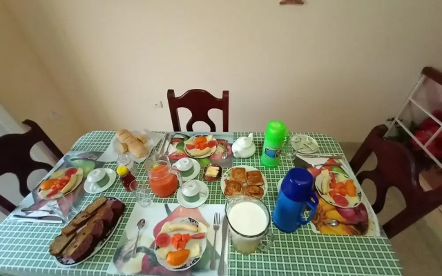 Amistad Mirely TRINIDAD