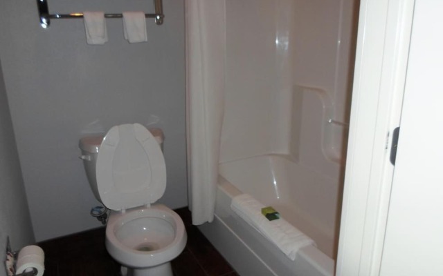 Studio 6 Beeville, TX