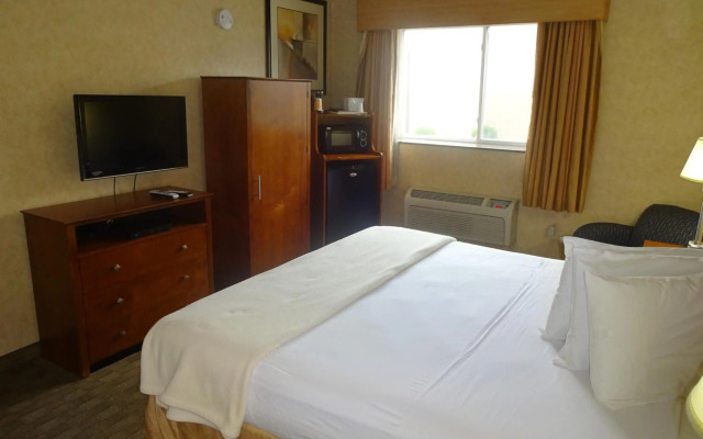Best Western Plus Scottsdale Thunderbird Suites