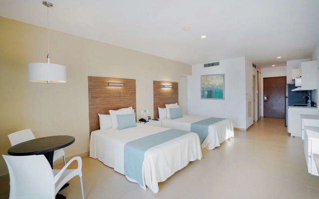 Pacific Palace Beach Tower Hotel