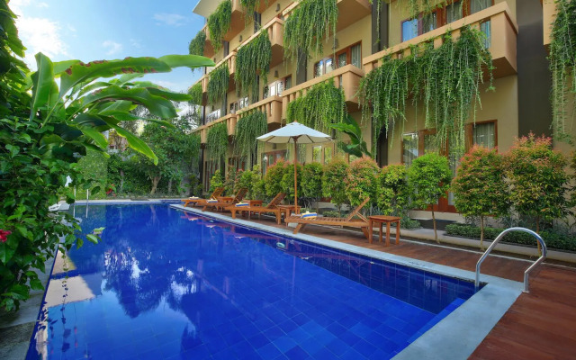 Bali Chaya Hotel Legian