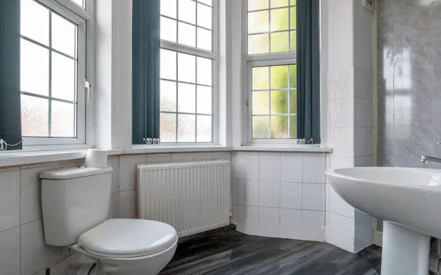 Beautiful 1-bed Studio4 in Coventry