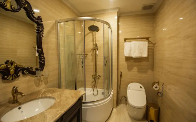 Sepia Hotel DaLat