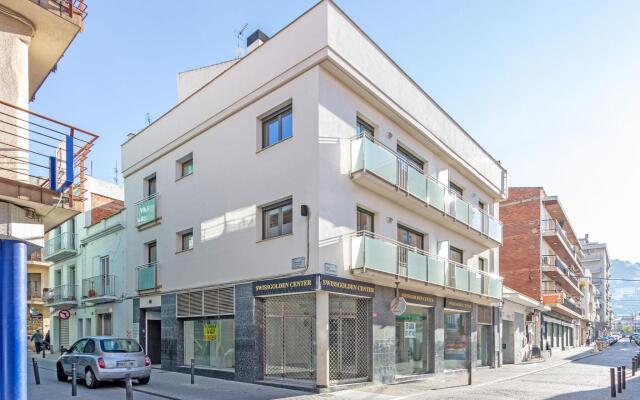 Modern Apartment in Roses Spain near Beach