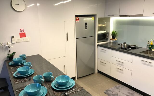 KL Sentral Bangsar Suites (EST) by Luxury Suites Asia