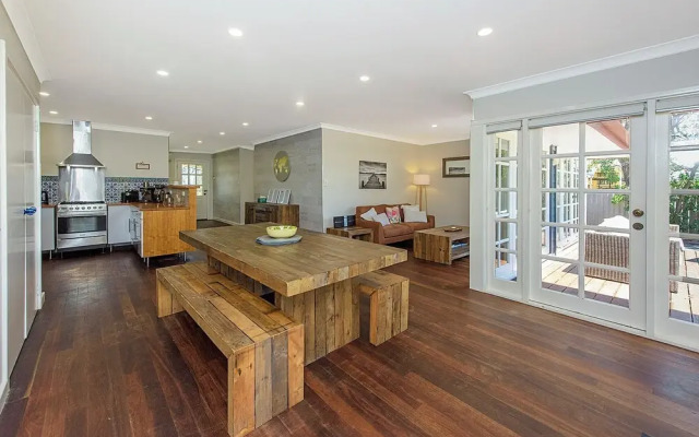 Willmott Beach House