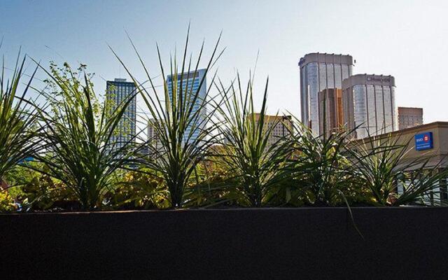 Nuvo Hotel Suites