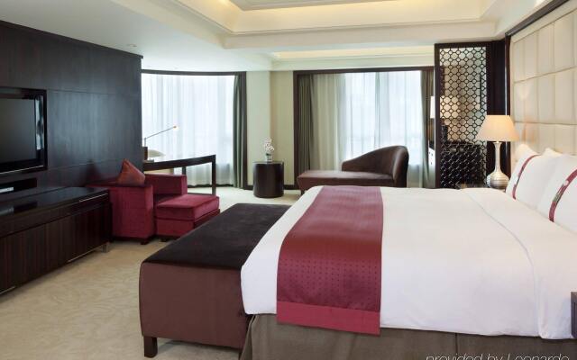 voco Guangzhou Shifu by IHG