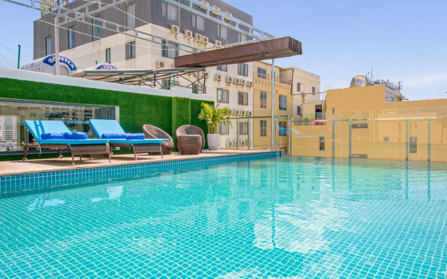 Celina Hotel & Apartment