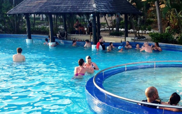 Anchorage Beach Resort