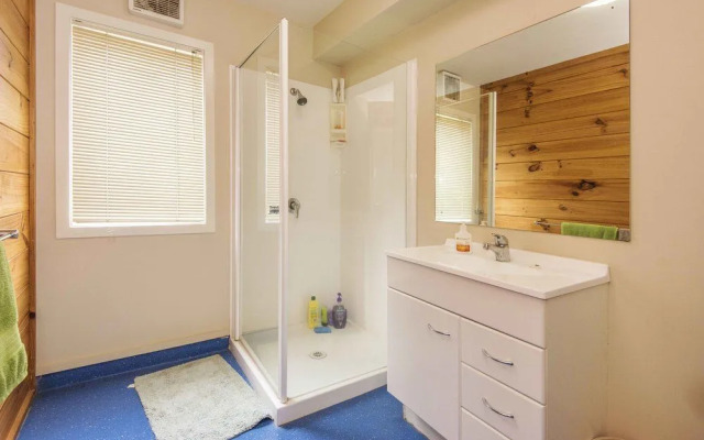 Campus Summer Stays Akoranga Student Village