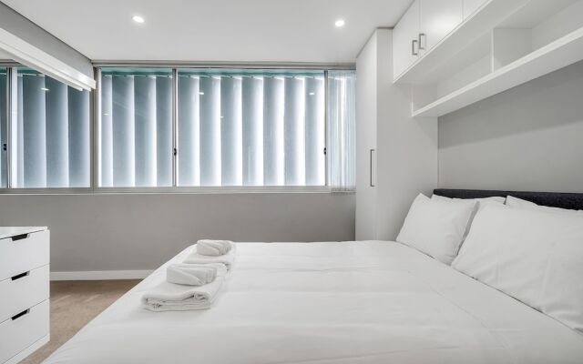 Bright 1 Bedroom Unit in the Heart of Manly