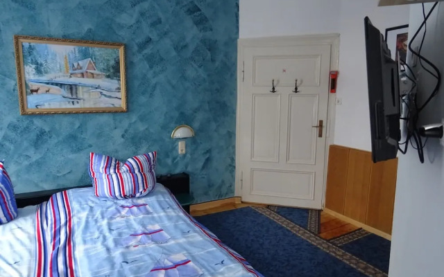 Villa Imperia, Museums-Hotel