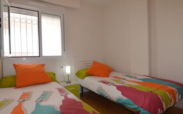 Lovely Apartment In Valencia Near Sea