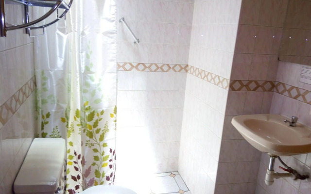 Hostal Lluvia de Oro