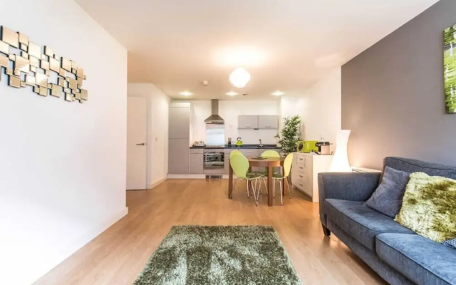 Modern 1kb, 1DB Apt - Salford Quays