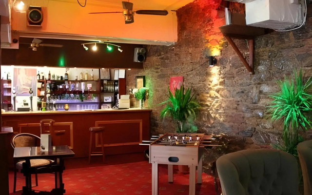Yardley Manor Hotel
