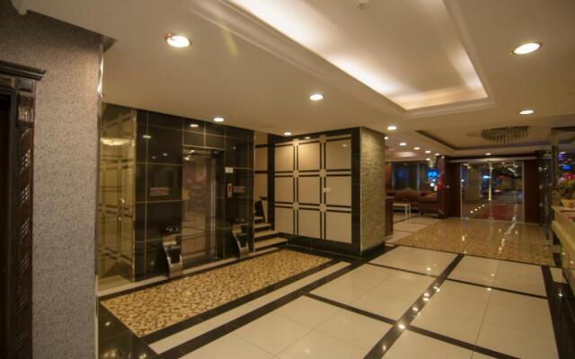 Elite Suites Hotel - Al Muruj