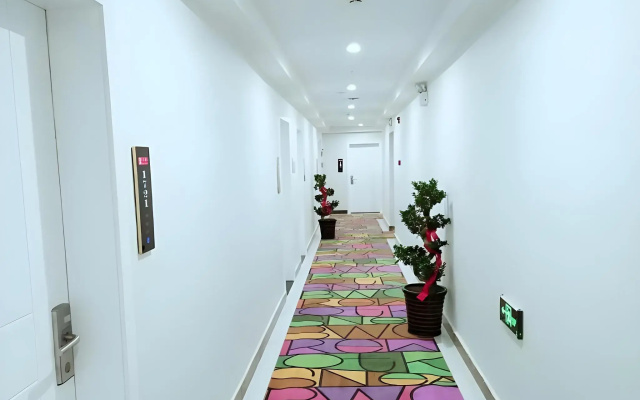 Shell Hefei Binhu New district Convention and Exhibition Center Hotel