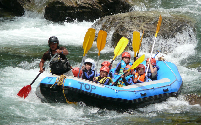 Minakami Campground Riverstone