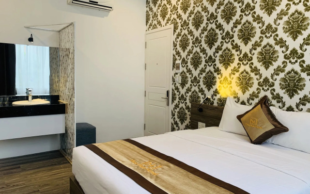 Nice Hue Hotel