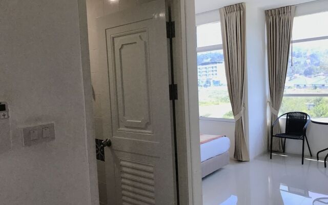 Naiyang Tour Room For Rent