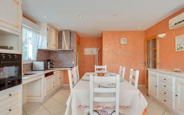 Beautiful, Modern Chalet Near to La Bresse