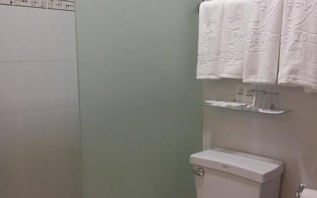 Cebu Uncle Tom's Cabin Hotel powered by Cocotel