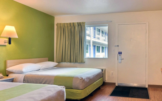 Motel 6 Tumwater, WA - Olympia