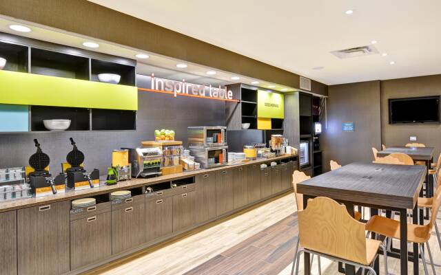 Home2 Suites by Hilton Green Bay