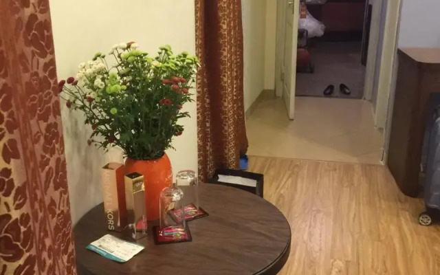 Hanoi Street Hotel
