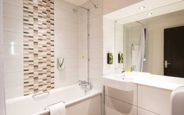 Premier Inn Chatham/Gillingham - Vic Pier