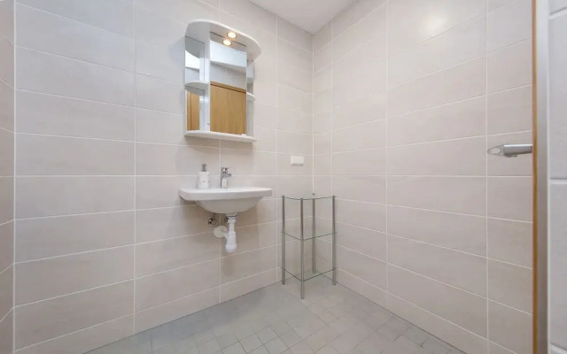 LKS Apartments